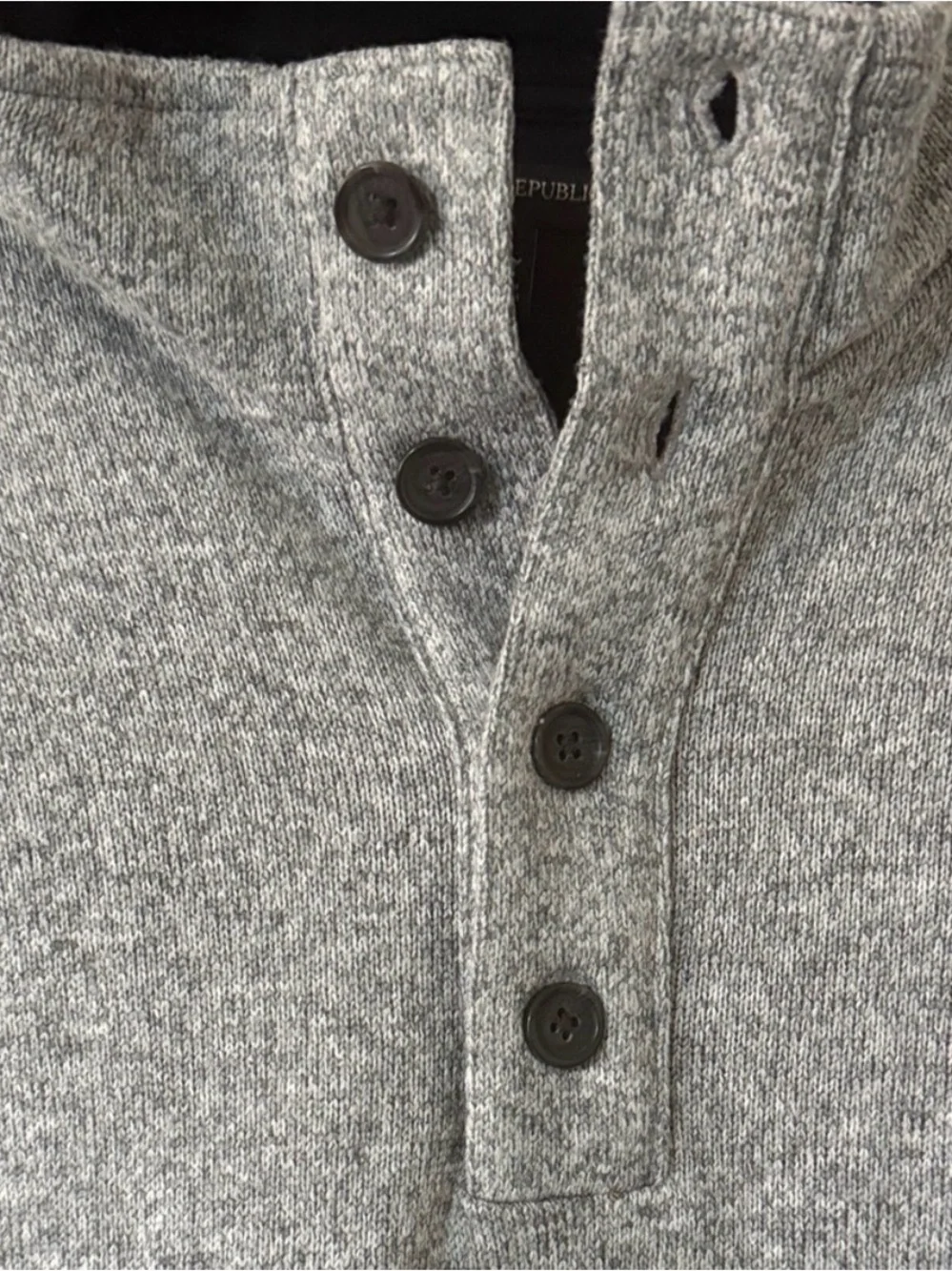NWOT Banana Republic Men's XL Gray Mock Neck Henley Button Pullover Sweater
